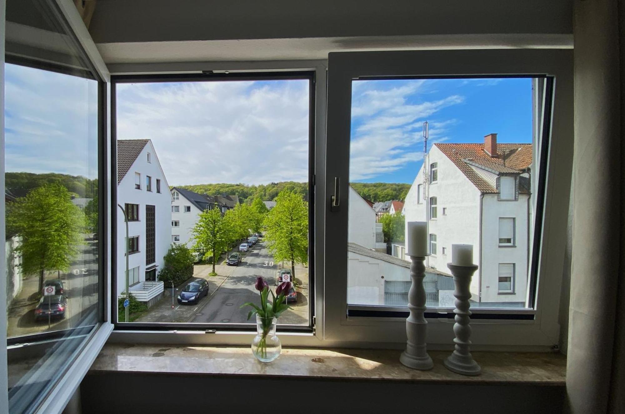 Schoelerberg Apartment Mit Tiefgaragenparkplatz Und Kingsize-Bett オスナブリュック エクステリア 写真